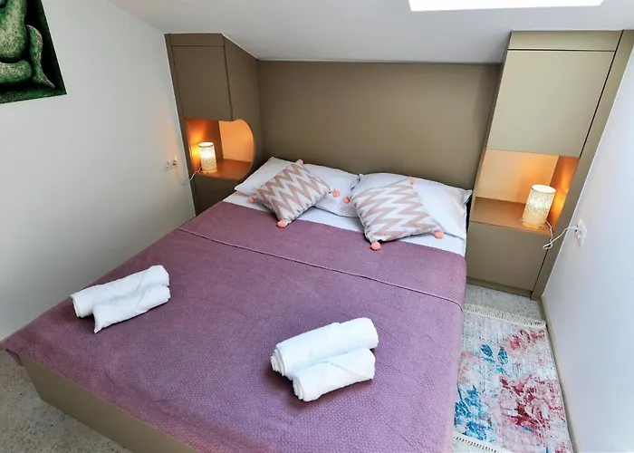 By The Sea - 18737 *